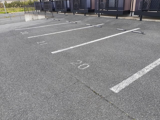 14/20 駐車場
