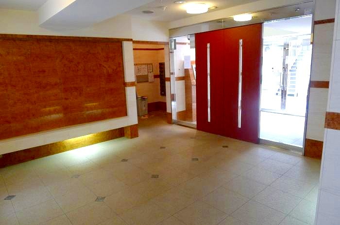 3/6 エントランス