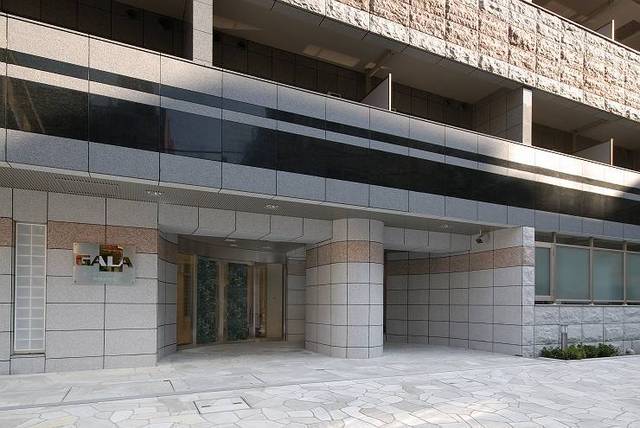 3/8 エントランス