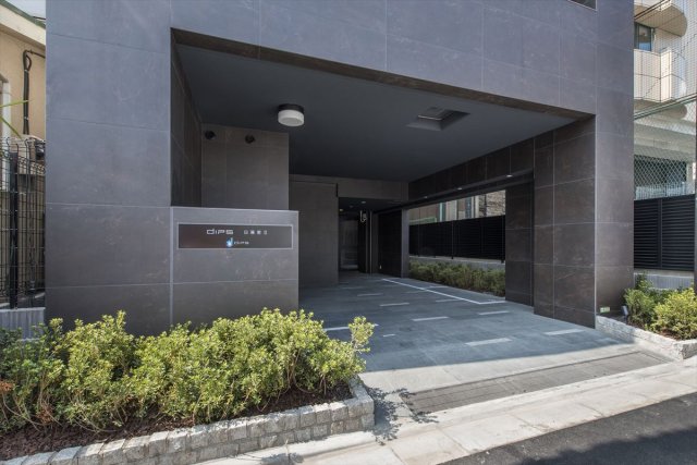 21/21 エントランス