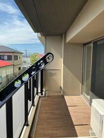 13/16 バルコニー