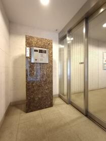 4/4 エントランス