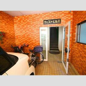 4/4 エントランス