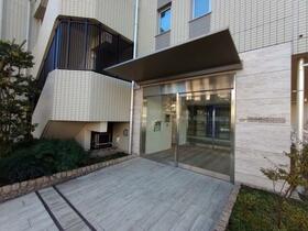 2/2 エントランス