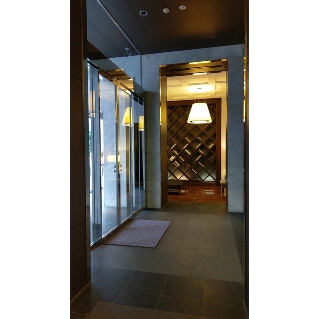 3/7 エントランス