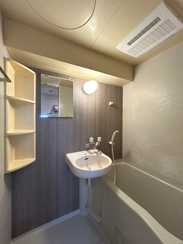7/15 浴室