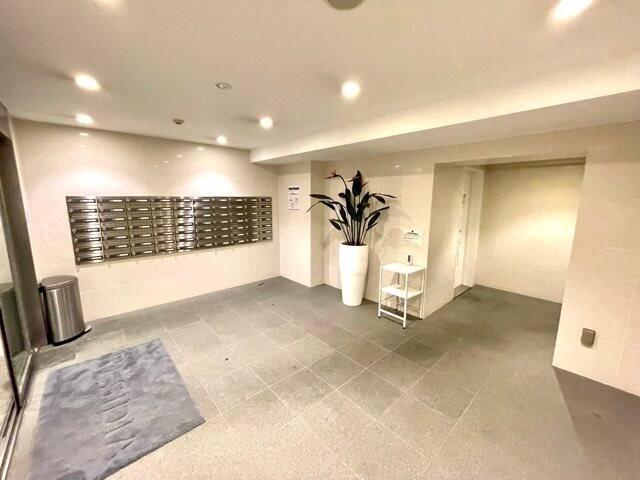 2/5 エントランス