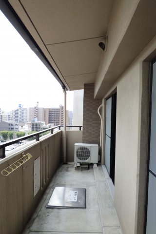 18/25 バルコニー