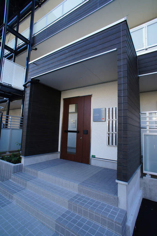 15/16 エントランス