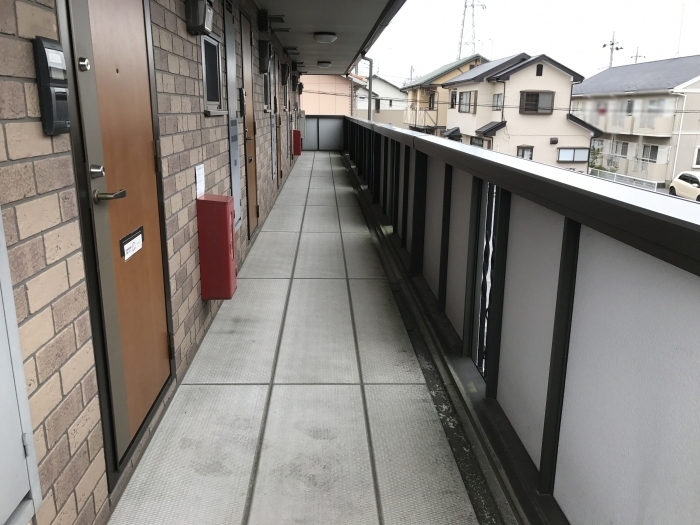 19/28 エントランス