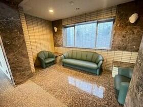 2/3 エントランス