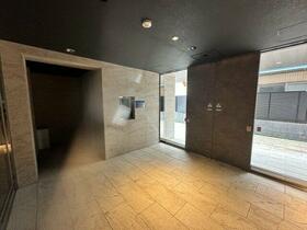 3/3 エントランス