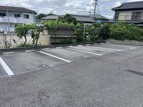 3/3 駐車場