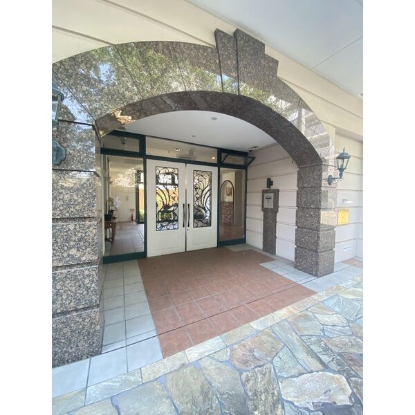 17/28 エントランス