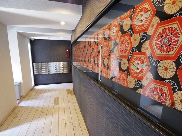 2/4 エントランス