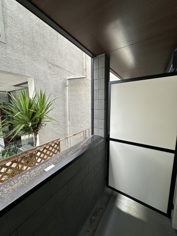 13/17 バルコニー