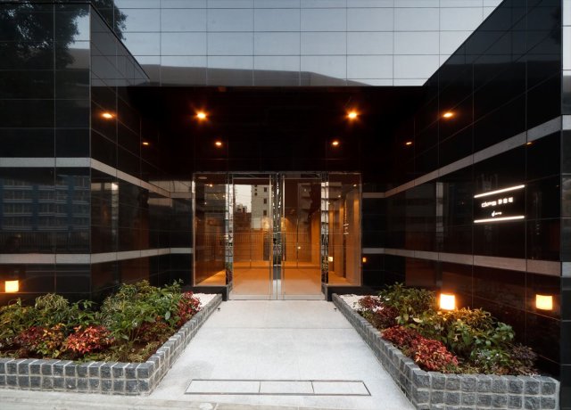 21/29 エントランス