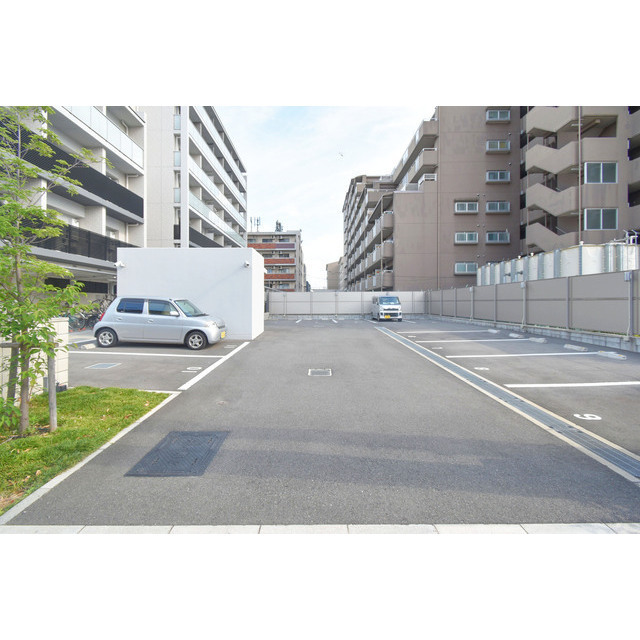 6/6 駐車場