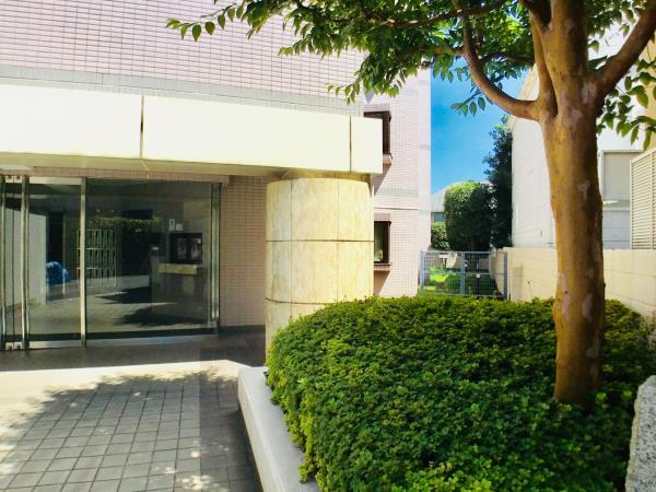 2/3 エントランス