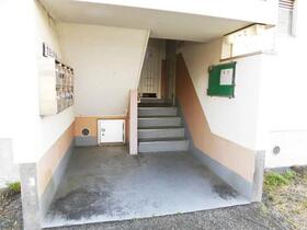 2/3 エントランス