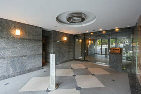 3/3 エントランス