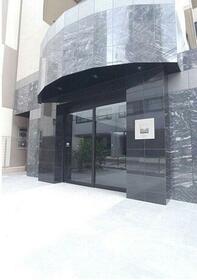 2/2 エントランス