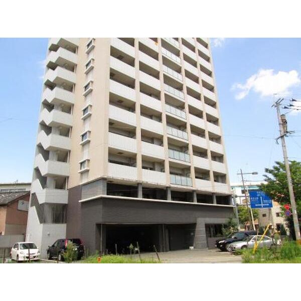 15/21 エントランス