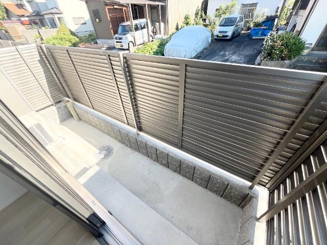 18/30 バルコニー