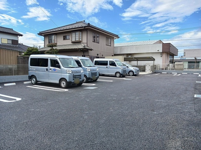 25/30 駐車場