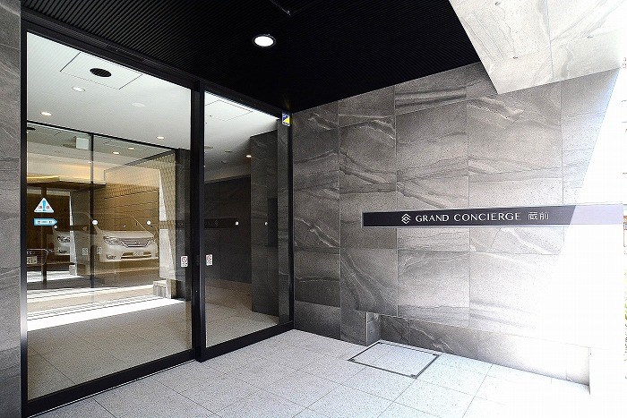 15/16 エントランス