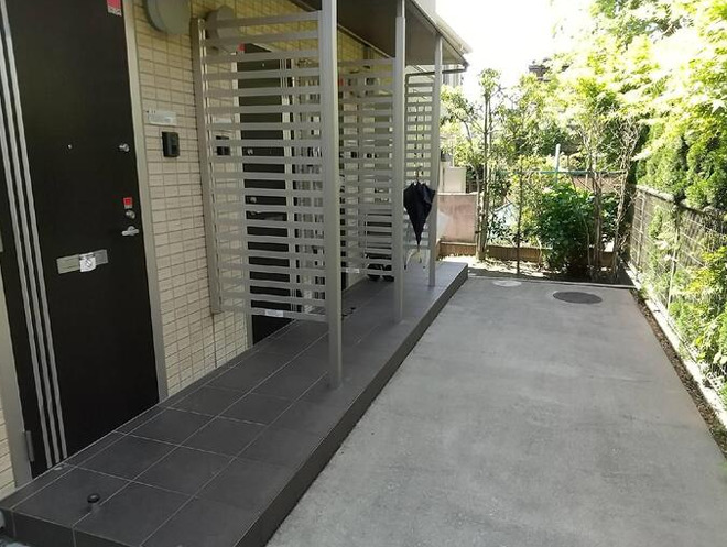 2/3 エントランス