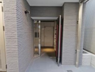 3/3 エントランス