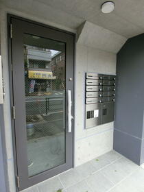 3/3 エントランス