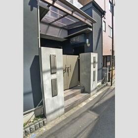 15/16 エントランス