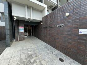 4/4 エントランス