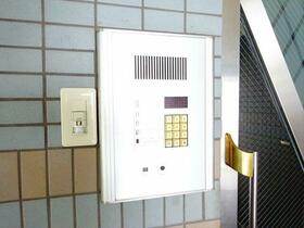 15/15 エントランス