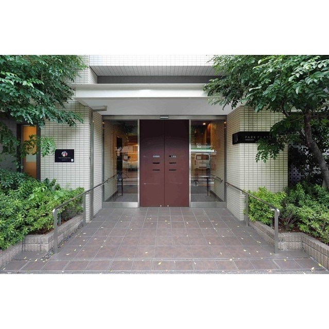 3/4 エントランス