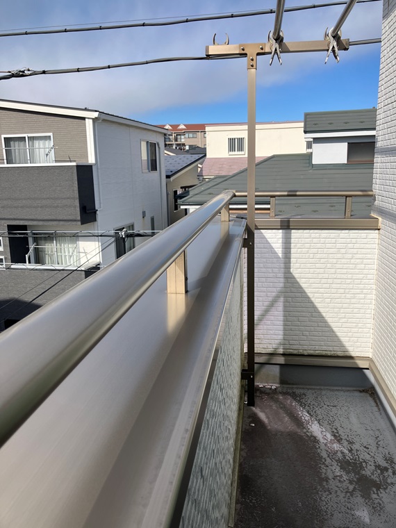 13/19 バルコニー