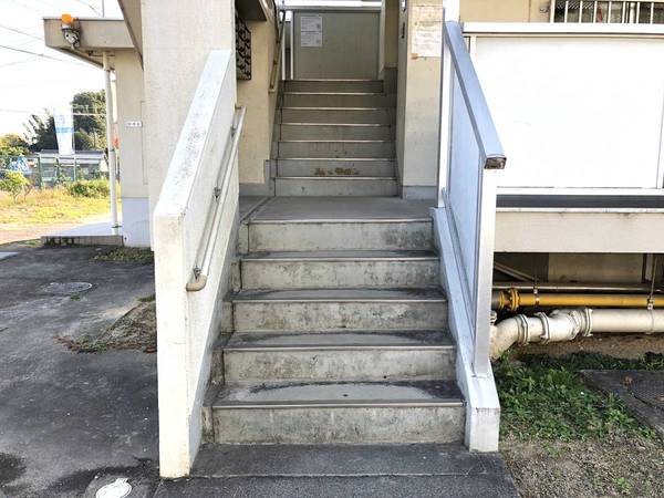 2/3 エントランス