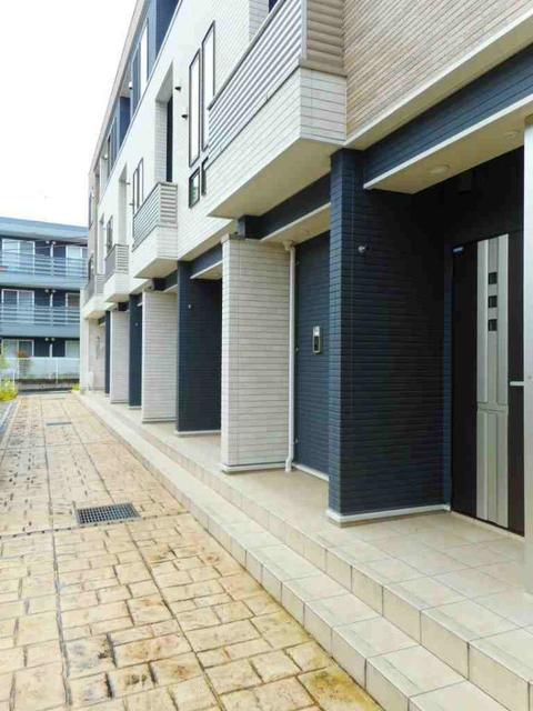 18/28 エントランス