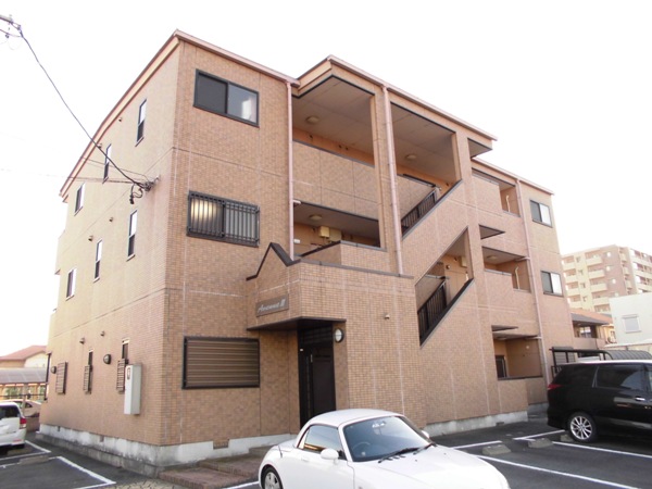 20/27 エントランス