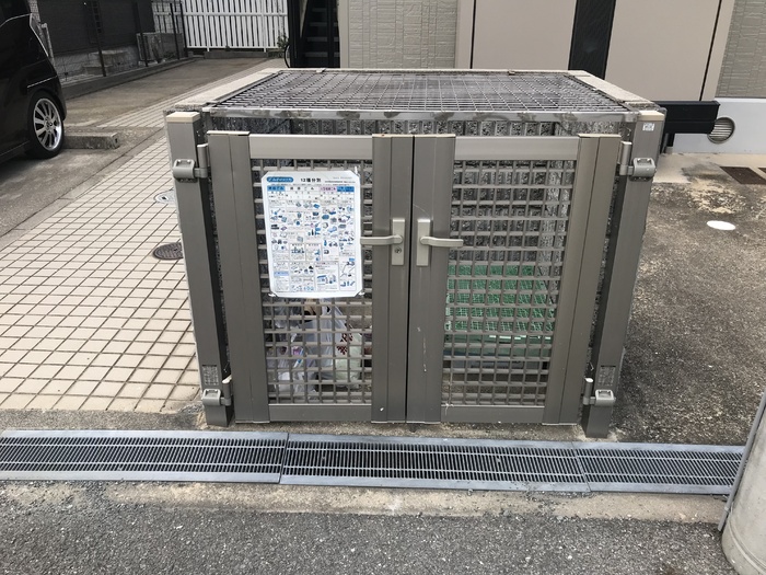 16/18 エントランス