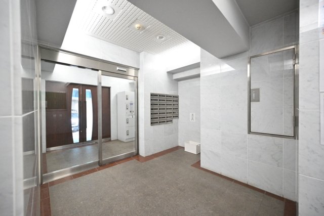 4/5 エントランス