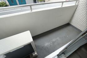 13/16 バルコニー