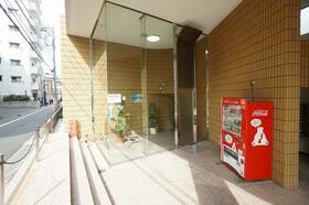 15/16 エントランス