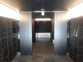 3/3 エントランス