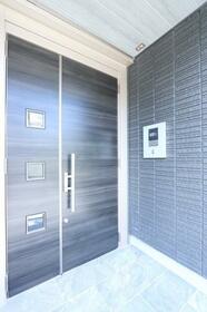 3/3 エントランス