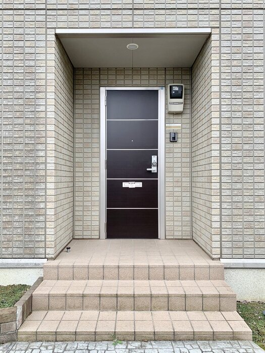 19/20 エントランス