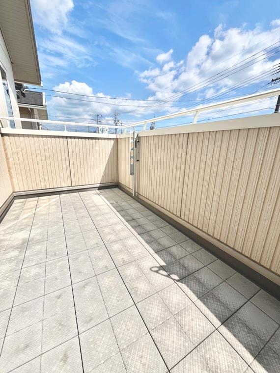 13/17 バルコニー