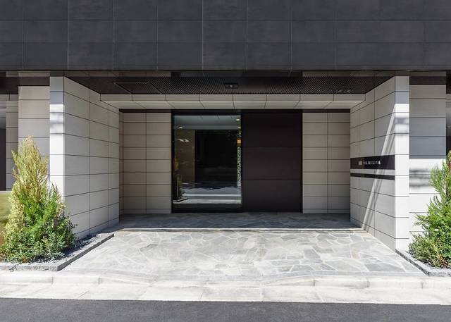 26/30 エントランス